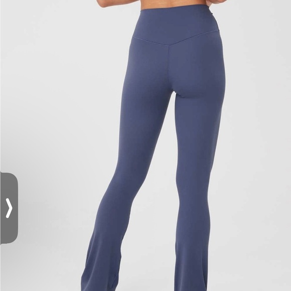 Offline Pants - OFFLINE by Aerie Real Me Xtra High Waisted Bootcut Navy Leggings Small